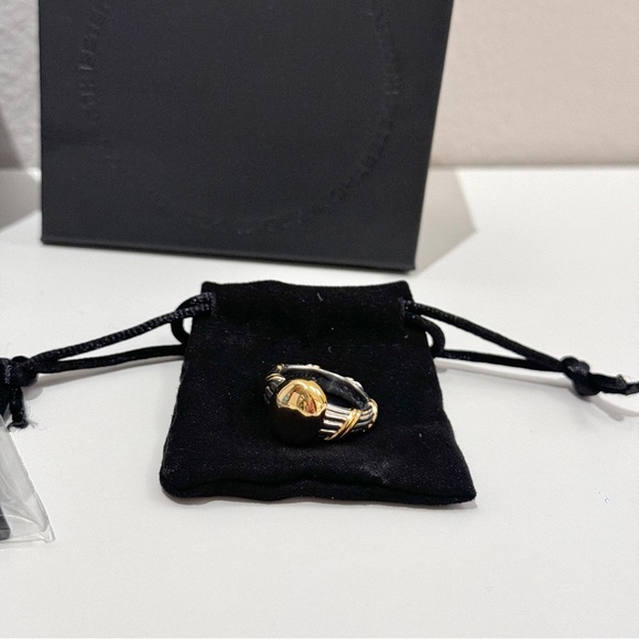 Amulet Oval Signet Ring in two tone sterling silver - Picture 2 of 7